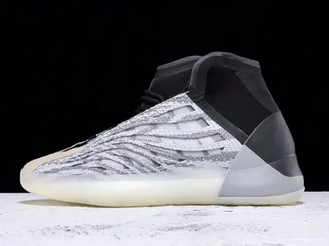 EG1535 Basketball Adidas Quantum Yeezy 0517